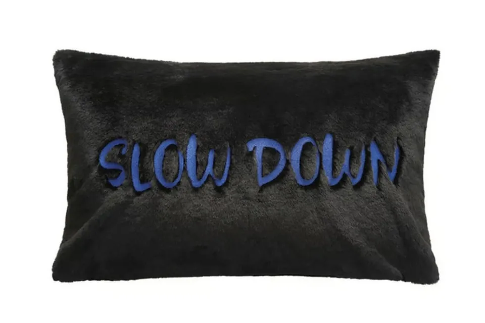 pad-concept-gaze-slowdown-kissenh-lle-black-30-x-50-cm image 1