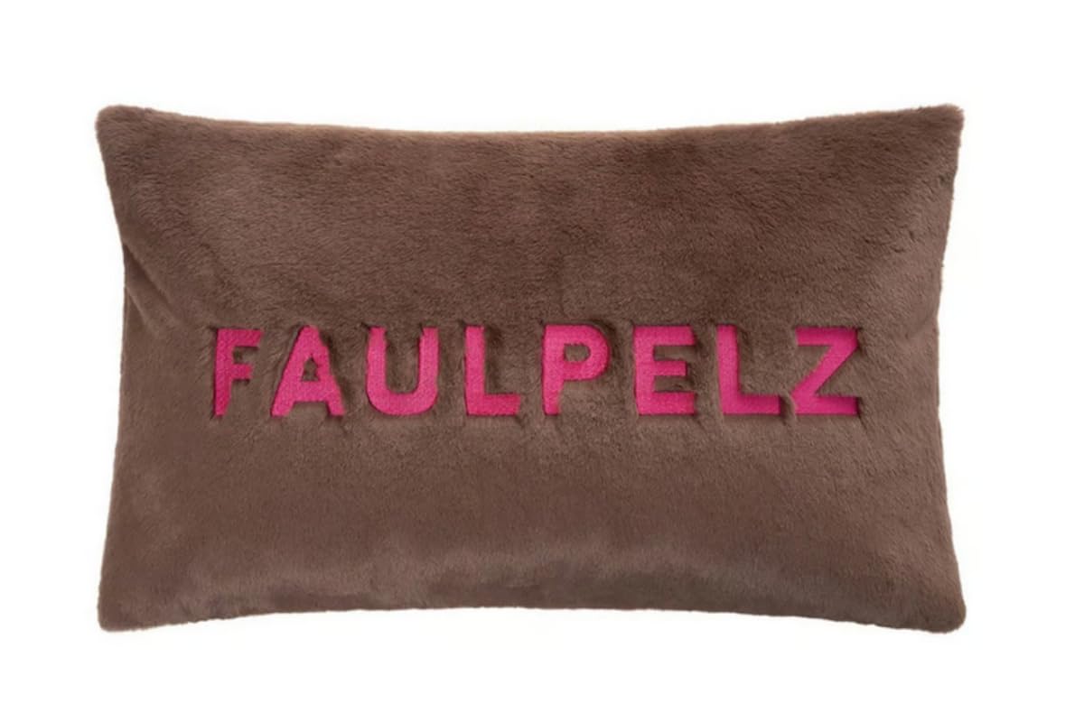 pad-concept-gaze-faulpelz-kissenh-lle-reddish-brown-30-x-50-cm image 1